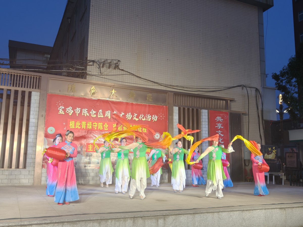 2026年4月17日区林业局周末广场文化活动
